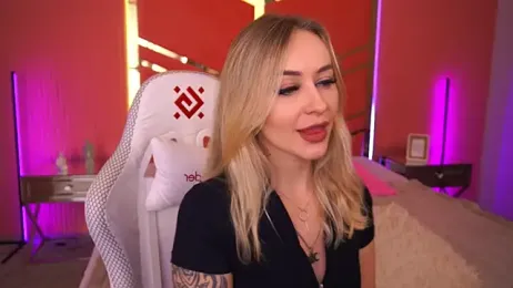 GraceCandy webcam model stream image