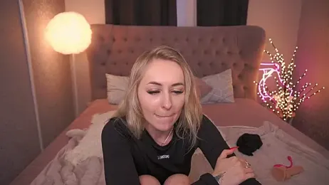 GraceCandy webcam model stream image