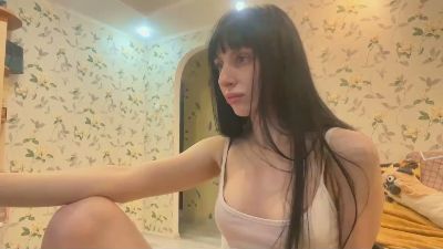 AnnelieseLaino webcam model stream image