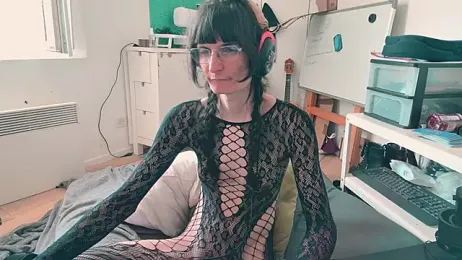 CeriseLapine webcam model stream image