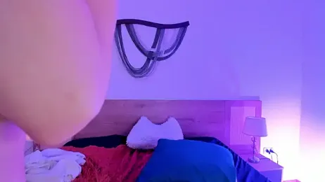 Damiian20_ webcam model stream image