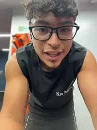 alekzamo webcam model stream image