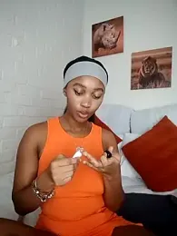 Hannah_107 webcam model stream image