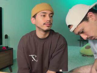 Damian & Noah webcam flirt4free model stream image