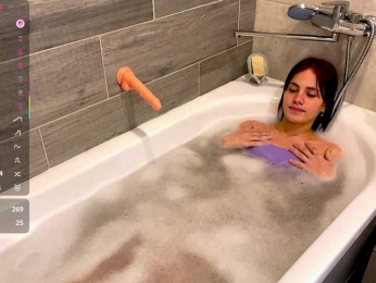 MasakoHeier webcam model stream image