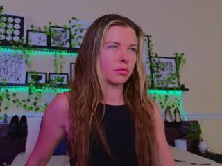 Luna Rishi webcam model stream image