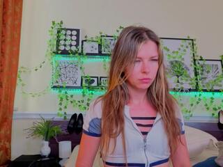 Luna Rishi webcam model stream image