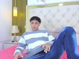 naturo-sex webcam model stream image
