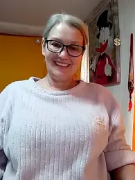 irinamaux webcam model stream image