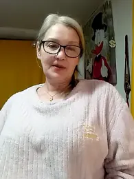 irinamaux webcam model stream image