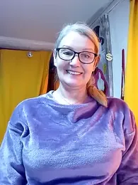 irinamaux webcam model stream image