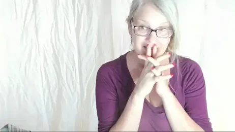 irinamaux webcam model stream image