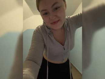 SunshineEmma webcam model stream image