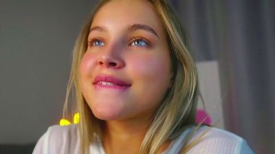 DominoDarnell webcam model stream image