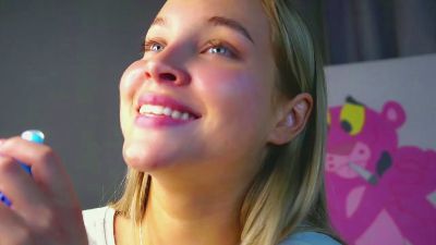 DominoDarnell webcam model stream image