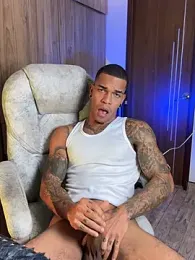 blackboy-strong webcam stripchat model stream image