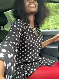 ShantelSexyYoungMilfie webcam model stream image
