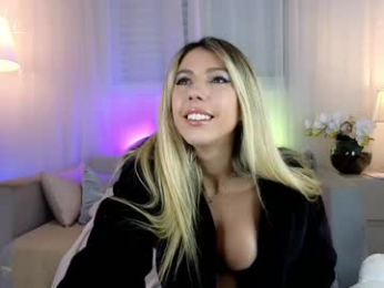 jully_lov webcam model stream image