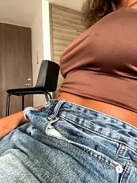 Brunettexio webcam model stream image