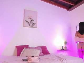 julietalombardi webcam camsoda model stream image