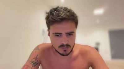 Mentobeyours webcam model stream image