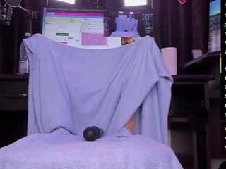 raissasky webcam model stream image