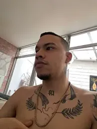 AlphaMasterXxx webcam stripchat model stream image