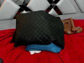 nahomii-hill webcam model stream image