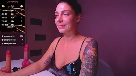 Simona_Moonshine webcam model stream image