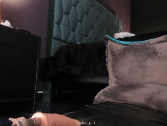 lillydurmont webcam bongacams model stream image