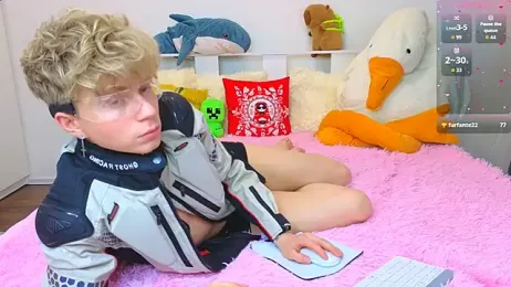 LandelRay webcam model stream image