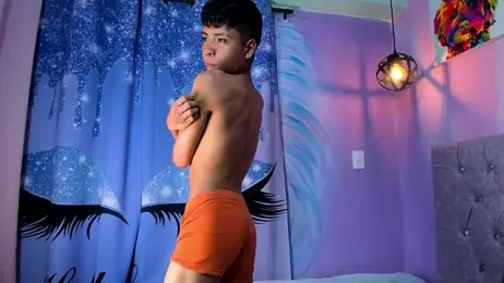 MaxiWildd webcam model stream image