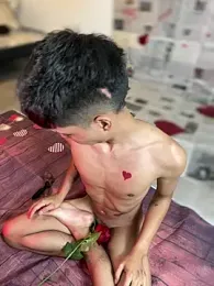 MaxiWildd webcam model stream image