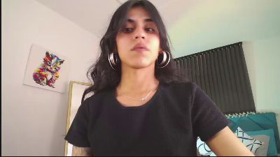 Bella_Poisonous webcam model stream image