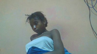 Sainahot webcam model stream image