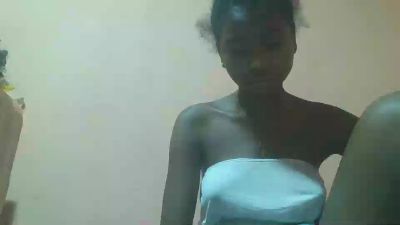 Sainahot webcam model stream image