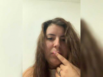 MiraCastellon webcam model stream image