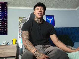 Nick Tattoed webcam model stream image