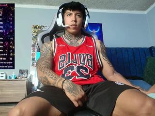 Nick Tattoed webcam model stream image