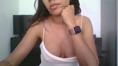 Saraaa96 webcam model stream image