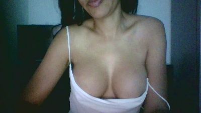 Saraaa96 webcam model stream image