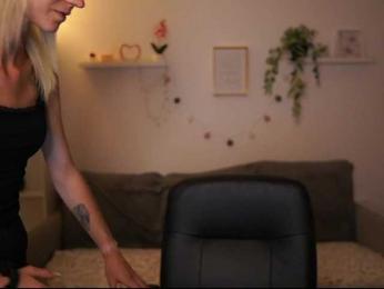 piperperri18 webcam preview