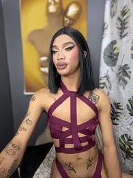 TrishaAbundance webcam model stream image