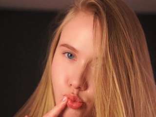 anishalarowe webcam model stream image