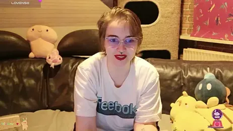 GamerGirl_Eve webcam model stream image