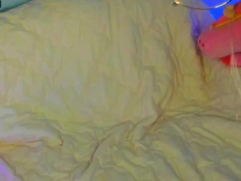 MelMooon webcam model stream image