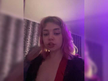 dirtycute webcam bongacams model stream image