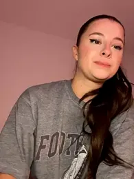 Mia-Minou webcam model stream image