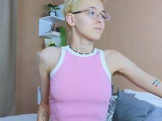 sharlirose webcam model stream image