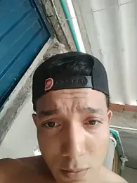tayson_ webcam model stream image